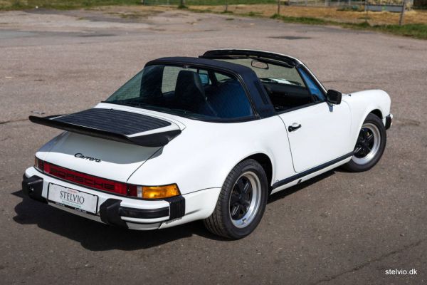 Porsche 911 Carrera 3.2 1984 94820