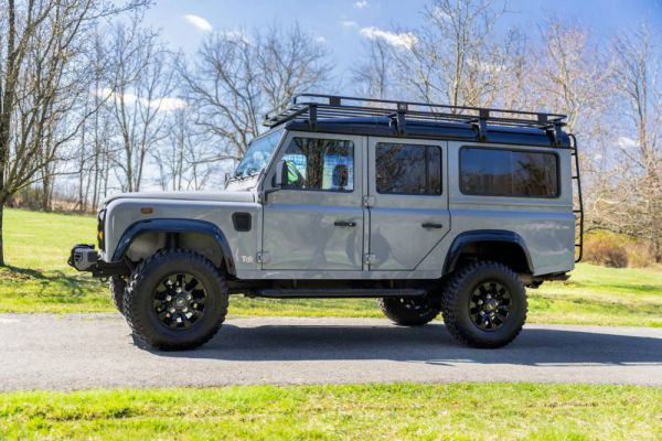 Land Rover Defender 110 1992 48099