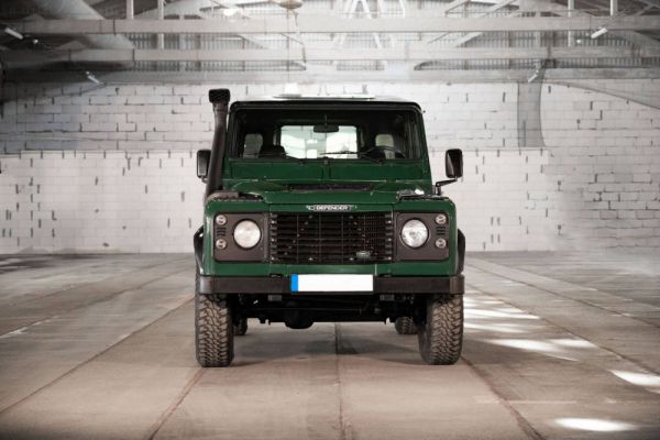 Land Rover Defender 90 1997 48148