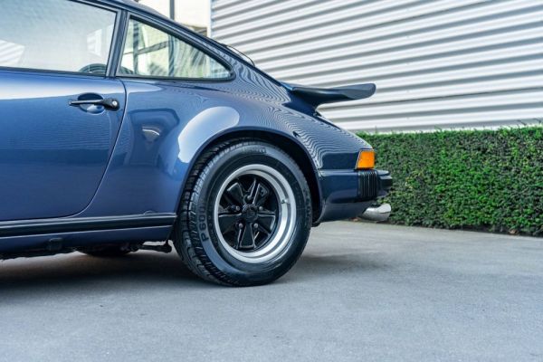 Porsche 911 Carrera 3.2 1986 108126