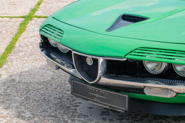 Alfa Romeo Montreal 1972 42309