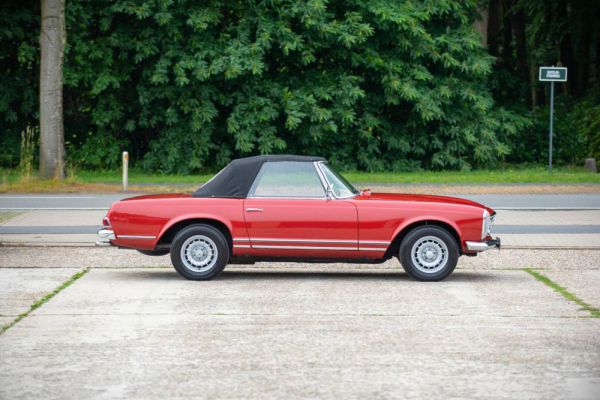 Mercedes-Benz 230 SL 1964 42382