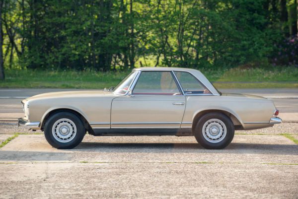 Mercedes-Benz 250 SL 1967 42394