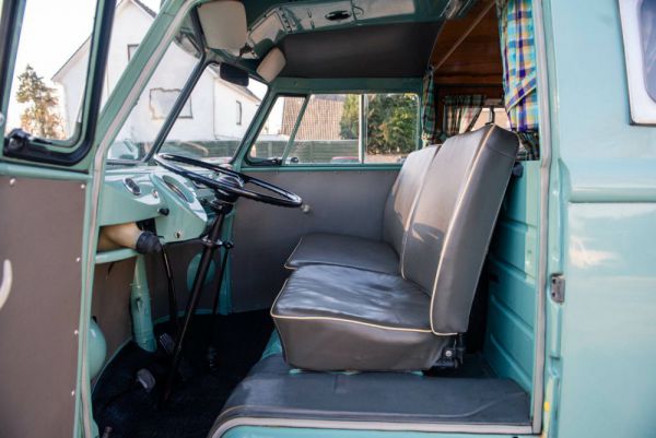 Volkswagen T1 camper 1963 42450