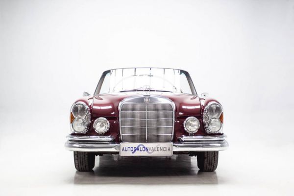 Mercedes-Benz 220 SE b 1965