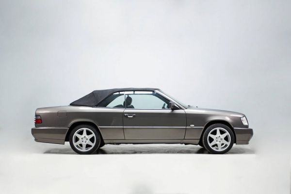 Mercedes-Benz 300 CE-24 1992 41532