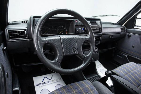 Volkswagen Golf Mk II GTi 1.8 1988 41668