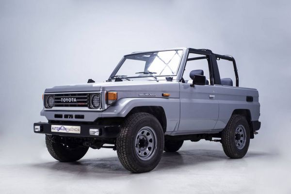 Toyota Land Cruiser BJ73 1991 67424