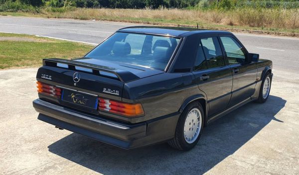 Mercedes-Benz 190 E 2.5-16 1989 40948