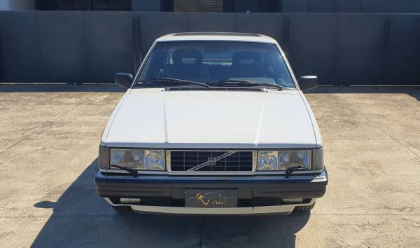 Volvo 780 Bertone 1986