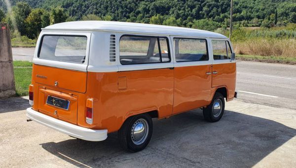 Volkswagen T2b Kombi 1973 101835