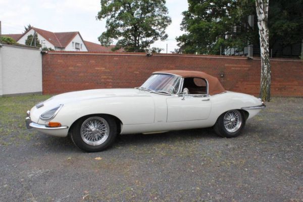 Jaguar E-Type 3.8 1964 39951