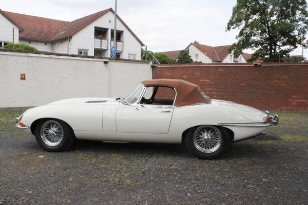 Jaguar E-Type 3.8 1964 39953