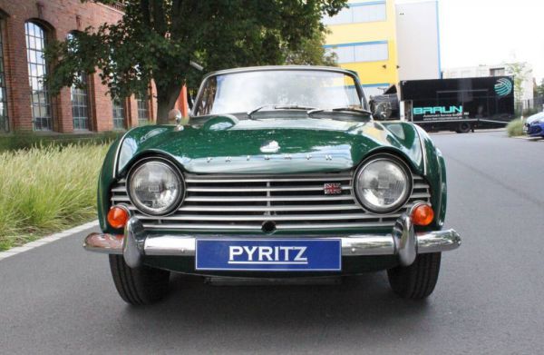 Triumph TR 4A IRS 1966 40077