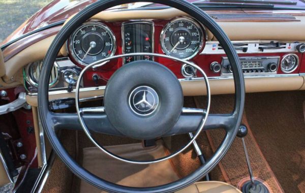 Mercedes-Benz 280 SL 1969 103684