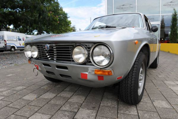 Alfa Romeo 2000 GT Veloce 1972 39825