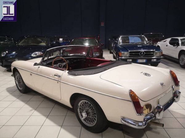 MG MGB 1963 5709