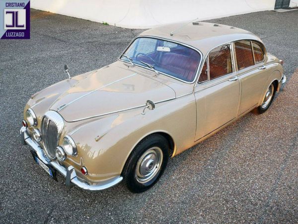 Daimler V8-250 1969 5767