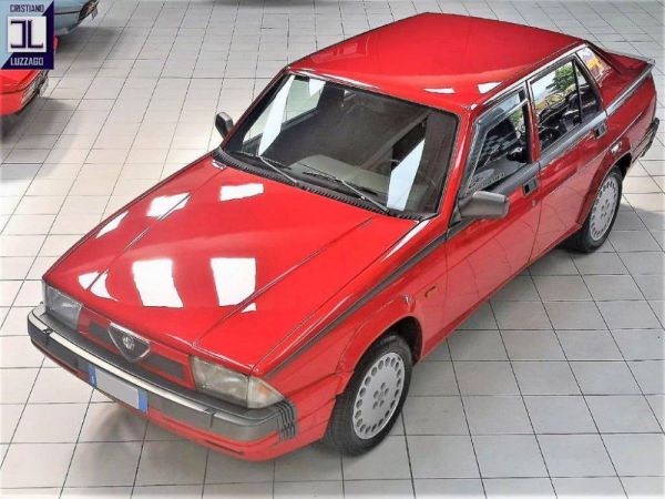 Alfa Romeo 75 3.0 V6 1991