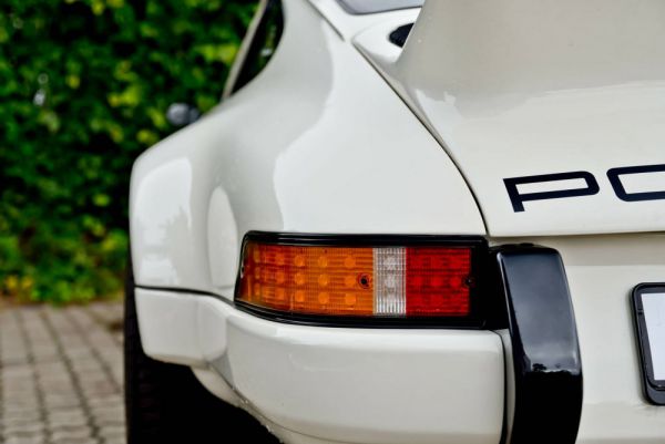 Porsche 911 Carrera RS 1995 1328