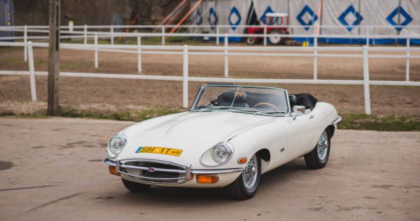 Jaguar E-Type 1970 77328