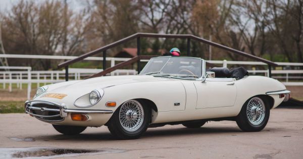 Jaguar E-Type 1970 77330