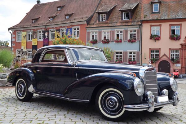 Mercedes-Benz 300 S 1953