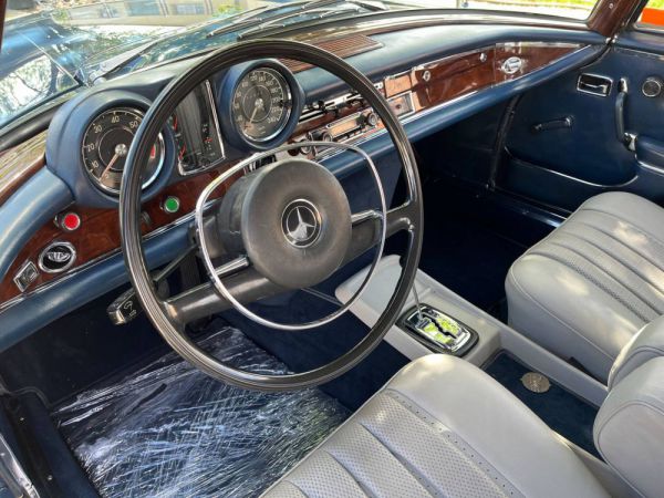 Mercedes-Benz 280 SE 3,5 1970 39302