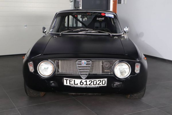 Alfa Romeo 1750 GT Veloce 1971