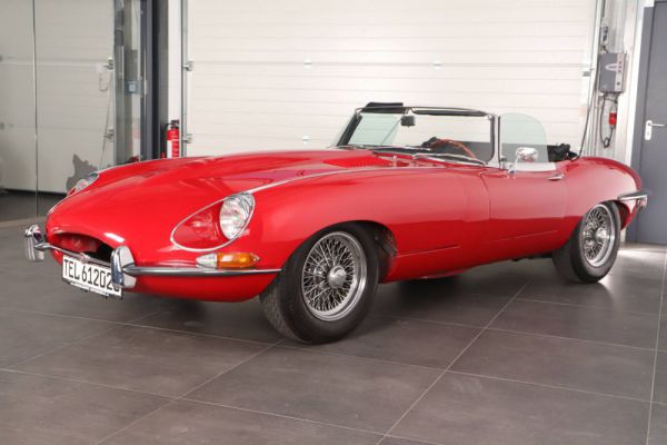 Jaguar E-Type 1968 61772