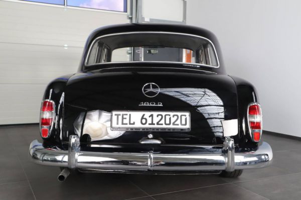 Mercedes-Benz 180 Db 1961 69563