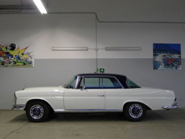 Mercedes-Benz 280 SE 1969 35712