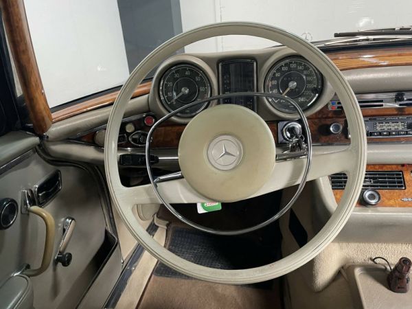 Mercedes-Benz 280 SE 3,5 1970 34646