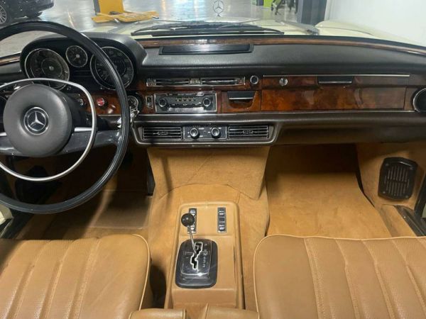 Mercedes-Benz 300 SEL 6.3 1971 34703