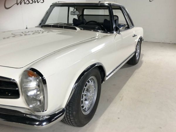 Mercedes-Benz 280 SL 1969 34717