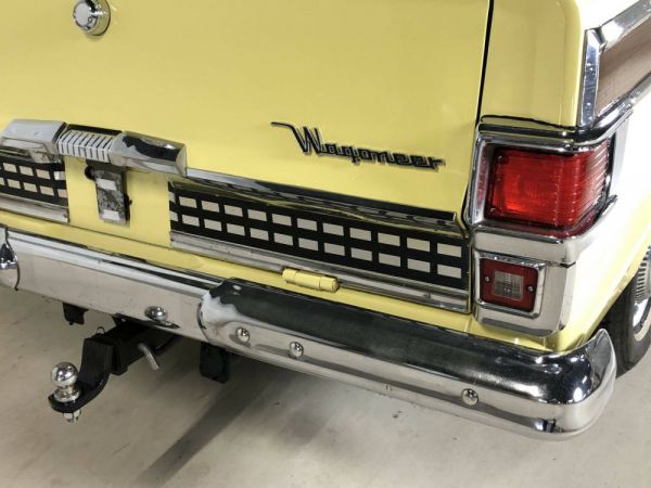 Jeep Wagoneer 1973 102916