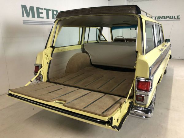 Jeep Wagoneer 1973 102920