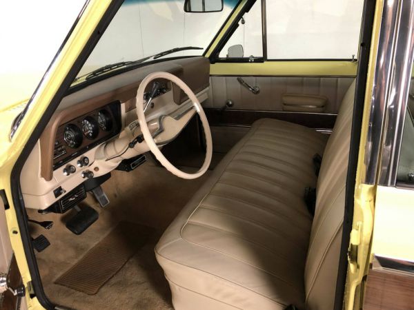 Jeep Wagoneer 1973 102924