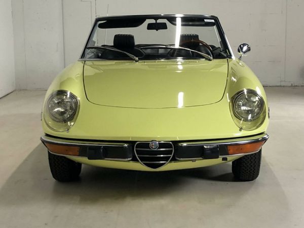 Alfa Romeo Spider Veloce 2000 1973 102943