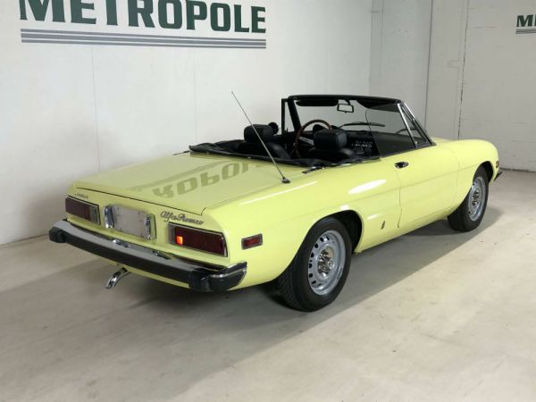 Alfa Romeo Spider Veloce 2000 1973 102948