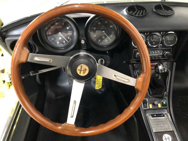 Alfa Romeo Spider Veloce 2000 1973 102953