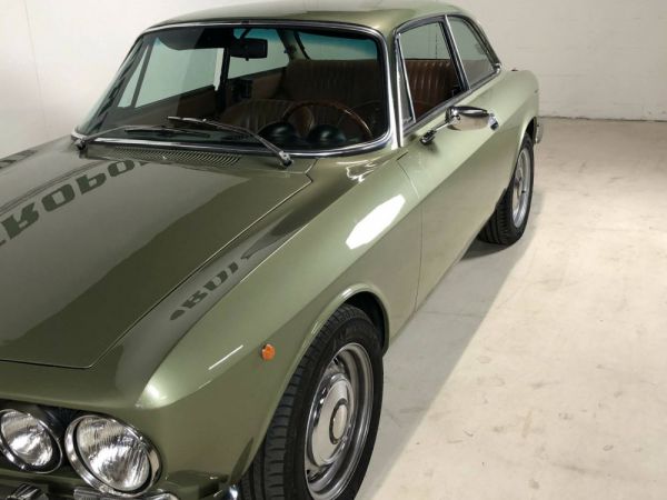 Alfa Romeo Giulia GT 1300 Junior 1971 103030