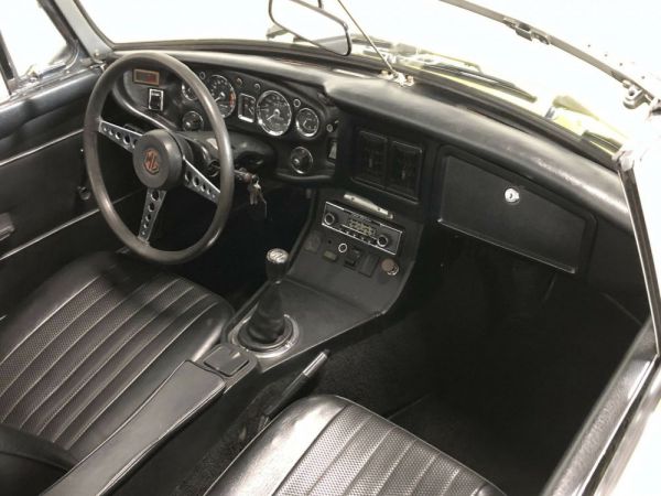 MG MGB 1975 103058