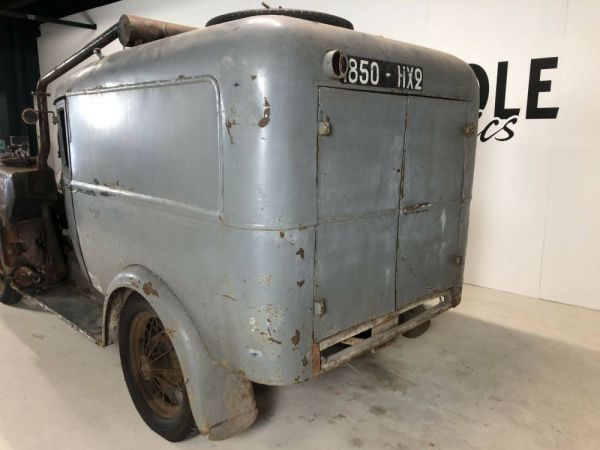 Ford Model A 1932 104693