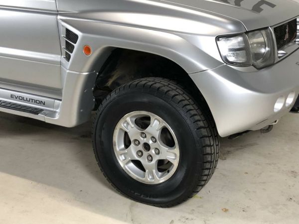 Mitsubishi Pajero Evolution 1999 104741