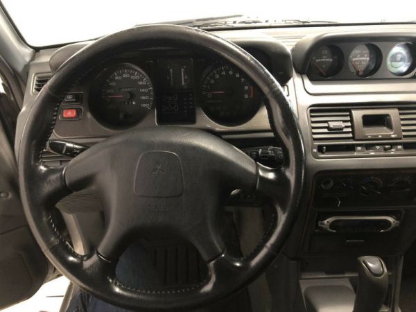 Mitsubishi Pajero Evolution 1999 104745