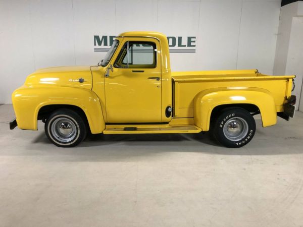 Ford F-100 1955