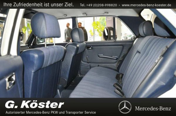 Mercedes-Benz 200 1980 97364