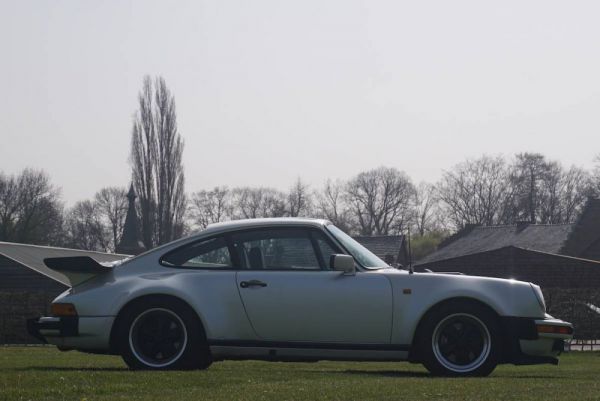 Porsche 911 Turbo 3.3 1983 103225