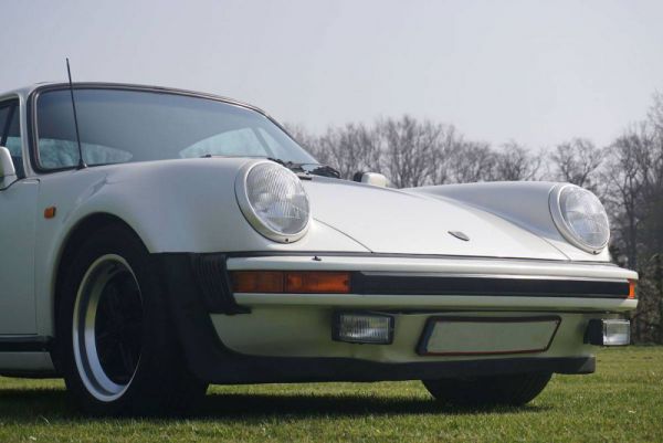 Porsche 911 Turbo 3.3 1983 103234